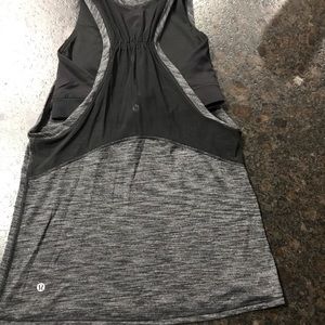 Size 6 tank with built in bra